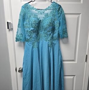 NWT, Faeriesty Teal Lace Evening Dress